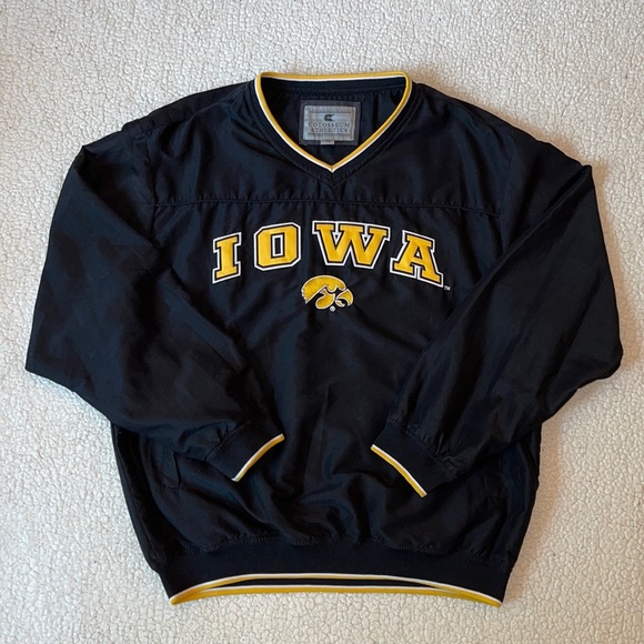 Colosseum Other - Colosseum nylon Iowa Hawkeyes pullover